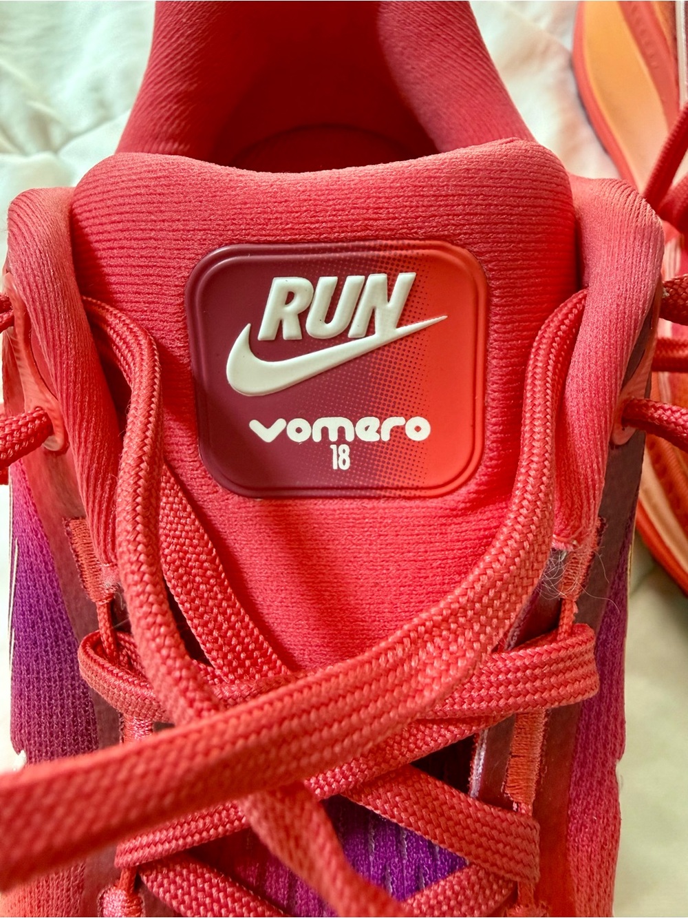 Nike Women's Vomero 18 Running Shoes Bolt Orange/Deep Red Size 8 ZoomX Foam - Picture 10 of 14
